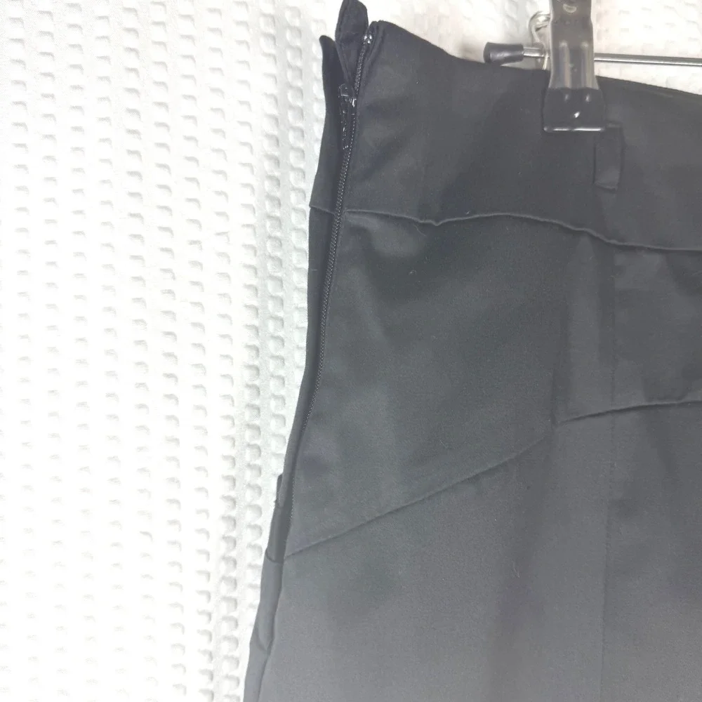 H&M Women Pencil Skirt Black 8/Medium Knee Length Office Workwear Pockets Zip‎